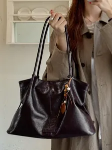 Women Vintage Large Capacity PU Leather Tote Bag Retro All-Match Commuter Shoulder Bag Underarm Bag Soft Stitching Top-Handle Purse With Pendant Wood Bead Tassel Charm