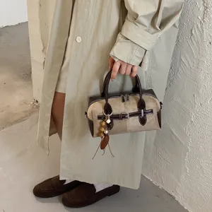 Retro koreanische Wildleder Boston Handtasche, lässige Patchwork Umhängetasche für Damen.