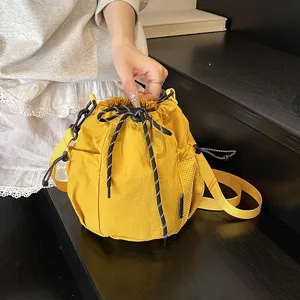 Japanese ins style nylon drawstring bucket bag casual fashion versatile crossbody bag for outdoor