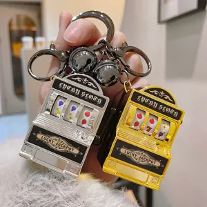 Porte-clés Créatif en Alliage de Zinc Mini Machine à Sous Amusant Jouet Jackpot de Fruits Pendentif de Sac Cadeau Anniversaire