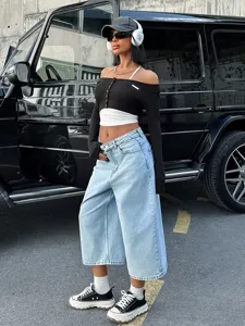 Pantalones cortos anchos de mezclilla de cintura alta azul claro mujer estilo retro.