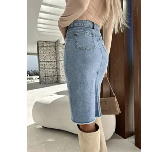Gonna midi in denim azzurro chiaro da donna vita alta vestibilita slim orlo sfrangiato moda