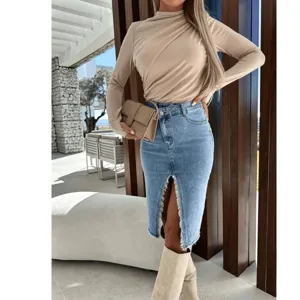 Donna gonna di jeans blu midi con spacco frontale vita alta casual alla moda chic