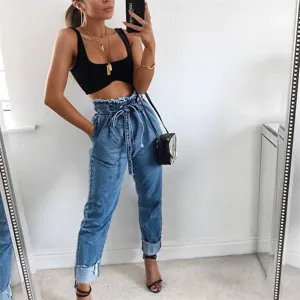 High waist paperbag denim jeans for women, trendy tie belt and raw hem casual pants.