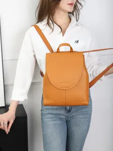 Genuine leather backpack casual daypack large capacity travel school bag brown texture detail view