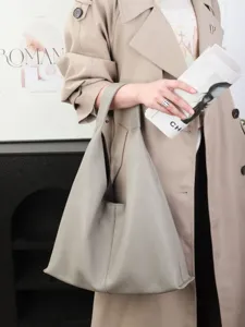 Minimalistische graue weiche Leder Hobo Schultertasche, große stilvolle Damentasche.