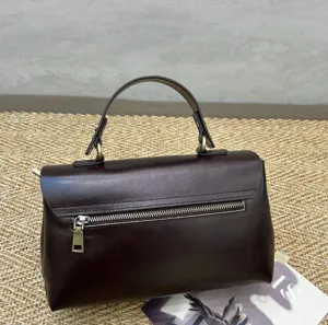 Retro echt lederen kussen tas vrouwen casual effen kleur schouder crossbody tas detail