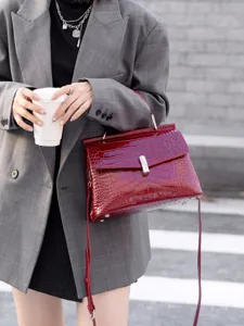 Fashion Genuine Leather Crocodile Pattern Tote Bag Women Luxury Designer Shoulder Crossbody Handbag With Metal Lock Closure