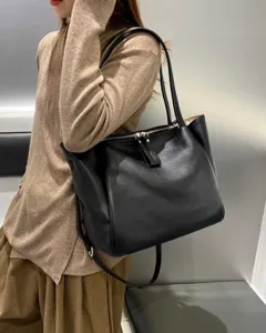 Women large capacity soft leather tote bag casual shoulder handbag commuter bag stylish black