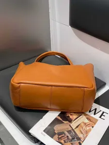 Women soft leather tote bag large capacity shoulder handbag casual daily use stylish bag