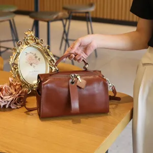 Vintage genuine leather boston bag top layer cowhide crossbody casual pillow bag detail