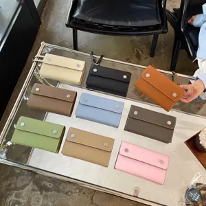 Bunte Umhängetasche aus echtem Leder minimalistische kleine Handytasche quadratische Damentasche