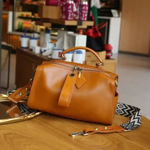 Retro Top Layer Cowhide Boston Bag For Women Vintage Vegetable Tanned Leather Crossbody Pillow Handbag