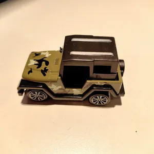Mini jeep camuflaje coche de juguete llavero, vehículo retroceso lindo para niños regalo.