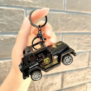 Llavero de coche de policía mini jeep, colgante de metal para niños y decoración bolso.