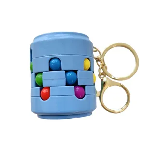 Creative rotating magic cube keychain puzzle toy, cute mini can pendant for students.