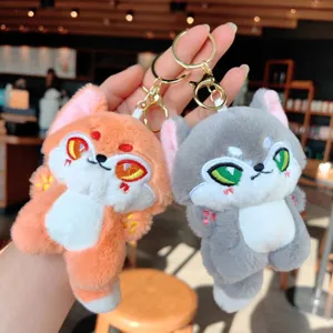 Simpatico portachiavi di peluche volpe e lupo, morbido ciondolo per borsa regalo ideale.