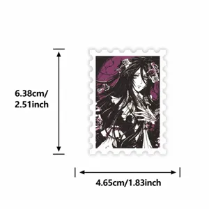 Tabella taglie adesivo francobollo anime gotico, design rosso e nero, dimensioni 6,38x4,65 cm.