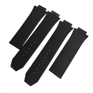 Cinturino di ricambio per orologio in gomma silicone nera compatibile con orologi sportivi.