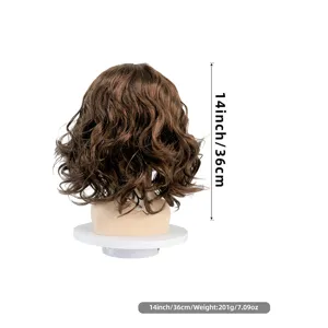 Bruine krullende korte pruik detailweergave, 14 inch 36 cm cosplay haarset voor Halloween feest.
