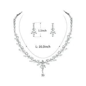 Set di gioielli da sposa con collana e orecchini in zirconia cubica per eventi speciali.