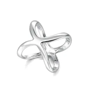 Anillo cruzado 3D plateado diseño geometrico minimalista joya de moda para dedo