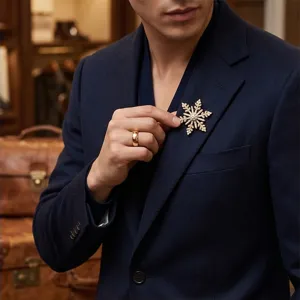 Broche flocon de neige en strass exquise pour femme, élégant accessoire de revers de costume chic.