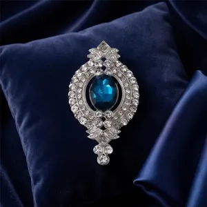 Vintages Strass blaues Edelstein Brosche Detail, elegante Anzug Jacke Mode Schmuck Zubehör.