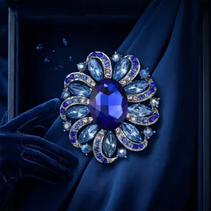 Elegante blaue Kristall Blumen Brosche, glänzende Strass Anstecknadel für Damen Mantel.