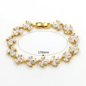 Wunderschönes vergoldetes Zirkonia Blatt Tennisarmband, elegante Braut Hochzeit Schmuck.