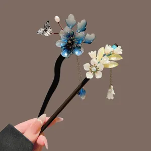 New Chinese style Hanfu hair stick set, floral hairpin with tassels and butterfly design.