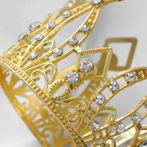 Goldene Mini Krone Kuchendekoration glänzende Strass Prinzessin Party Haarschmuck Kinder