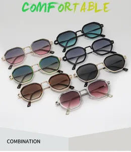 Vue détaillée de lunettes de soleil steampunk en métal polygonales tendance, verres dégradés.