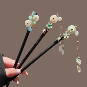 Elegant Chinese style wooden hair stick with floral tassel, vintage hairpin for hanfu.