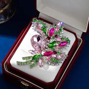 Korean style crystal brooch, elegant floral multi-functional pendant fashion jewelry accessory.