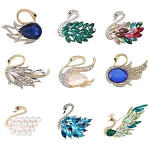 Elegante Schwan Brosche Pin Zinklegierung Strass Kristall Tier Mantel Zubehör Mode Schmuck Geschenk für Damen