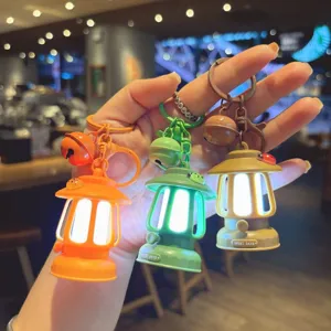 Retro Mini Oil Lantern Keychain Light Creative LED Night Light Bag Pendant Charm Glowing Kerosene Lamp Bell Keychain Accessories For Gift