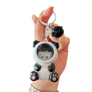 Schattige panda astronaut sleutelhanger rugzak hanger met bel creatieve cartoon ring.