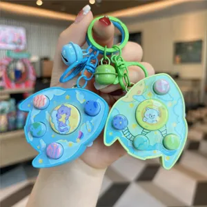süße rakete elektronische spielkonsole schlüsselanhänger cartoon rucksack anhänger spielzeug