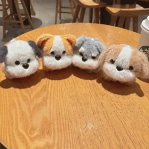 Set di portachiavi in peluche per cuccioli di cartone animato con materiale morbido e soffice.