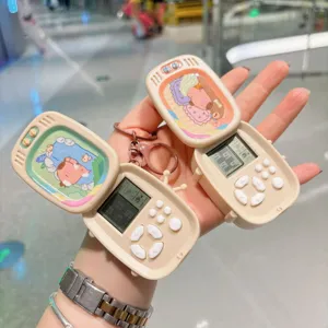 Simpatico Portachiavi a Forma di Console per Videogiochi TV Rétro Capibara Giocattolo Antistress Mini Ciondolo per Zaino per Bambini Unisex
