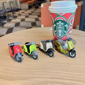 Cute mini alloy scooter keychain set, creative motorcycle model pendant gifts for keys.