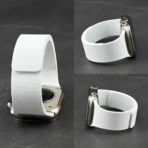 Cinturino di ricambio in silicone magnetico con texture litchi per Apple Watch Ultra.