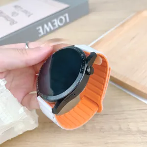 Cinturino per orologio magnetico in silicone, compatibile con smartwatch, design sportivo.