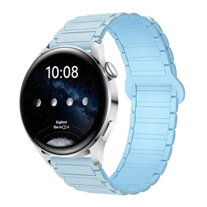 Vista dettagliata del cinturino magnetico in silicone, design azzurro a 3 perle, compatibile smart watch.