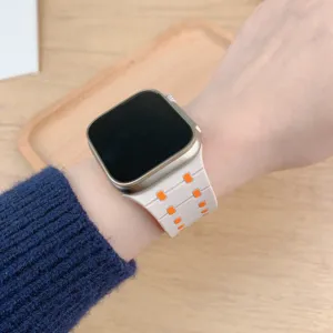 Cinturino di ricambio in silicone compatibile con Apple Watch Ultra, durevole ed elegante.