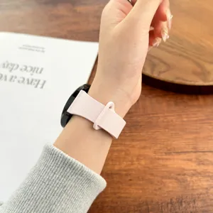 Roze siliconen horlogeband met litchi textuur en handig magnetisch ontwerp voor dagelijks.