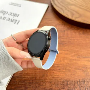 Siliconen vervangend horlogebandje voor smartwatches, met een zacht textuurontwerp.