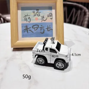 Kreativer Legierung Pick-up LKW Schlüsselanhänger Spielzeugauto Modell, süßer Miniaturanhänger.
