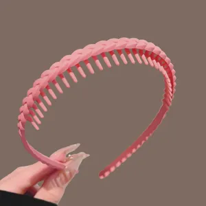 Pink braided headband with teeth, non-slip hair hoop for face washing and daily wear.
